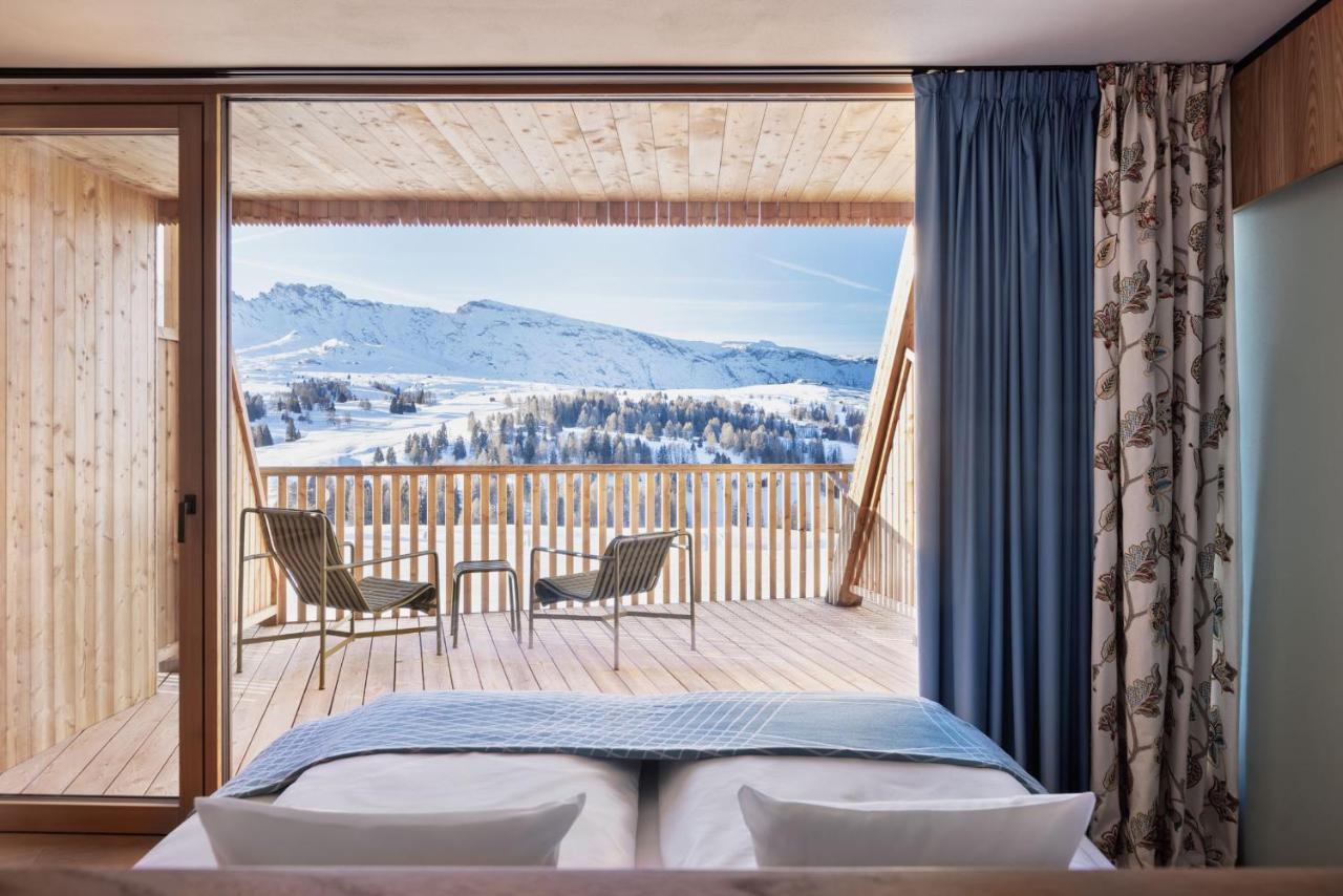 伊卡罗三星级酒店 阿尔卑斯休斯山 外观 照片